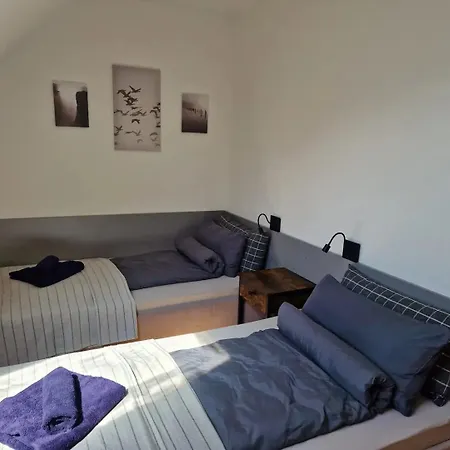 Moderne, Ruhige Heselbach Apartmán *